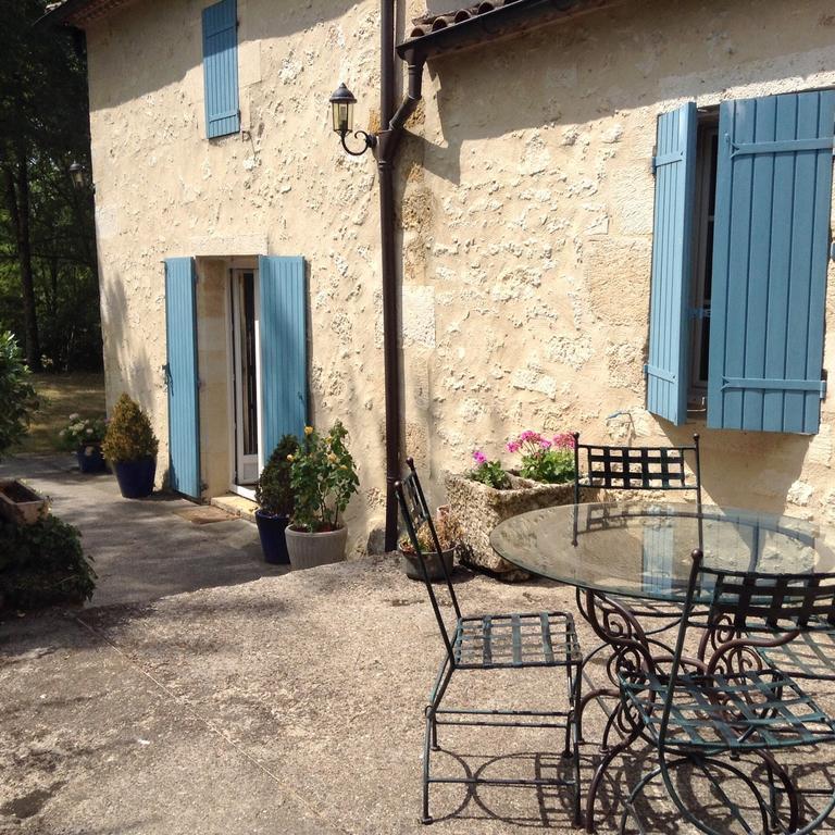 Domaine De Puycarpin Hotel Belves-de-Castillon Exterior photo