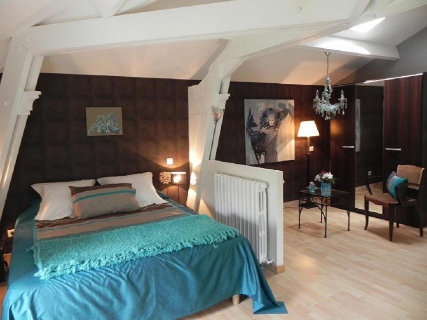Domaine De Puycarpin Hotel Belves-de-Castillon Room photo